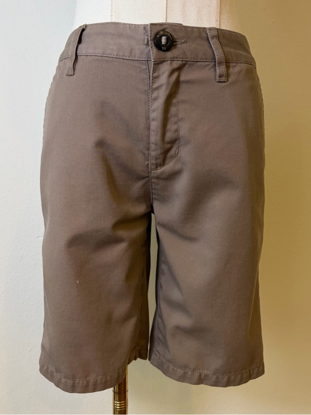 Blue Crown Slim Chino Shorts - Size 14 - Grayish Brown